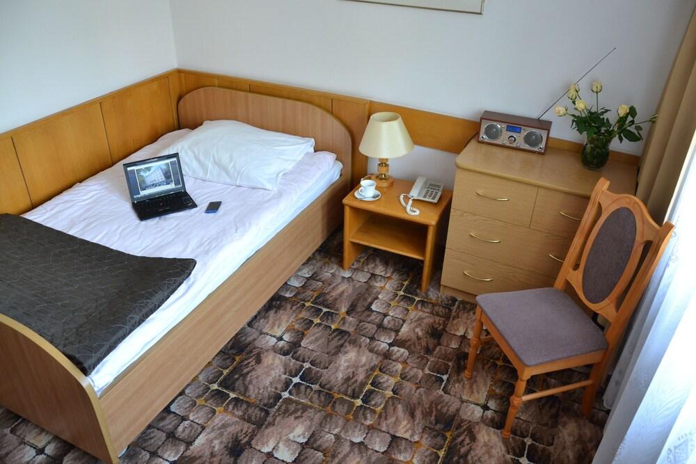 Karat Bed & Breakfast Warsaw Ngoại thất bức ảnh